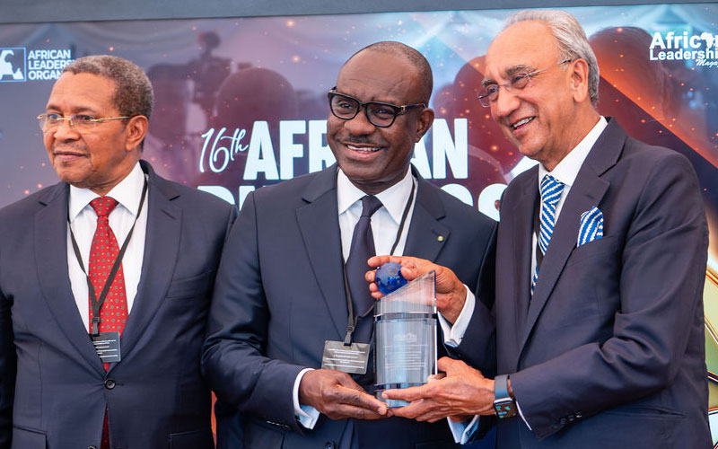 Dr George Agyekum Donkor distingué pour son leadership en finance du développement en afrique à la Chambre des Lords, Londres, (Royaume-Uni)