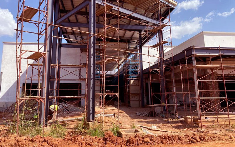 Le président de la BIDC effectue une visite sur le site du projet du secteur privé financé par la banque à Kumasi